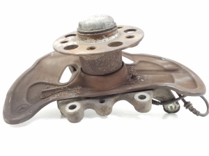Mercedes Benz SLK-Class 172 (2011–2026) Radnabe Vorderrad A2043320101 - 2