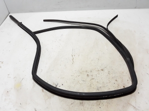 Mercedes Benz Sprinter W 907 (2018–2026) Esiukse tihenduskumm A9107250400 - 2