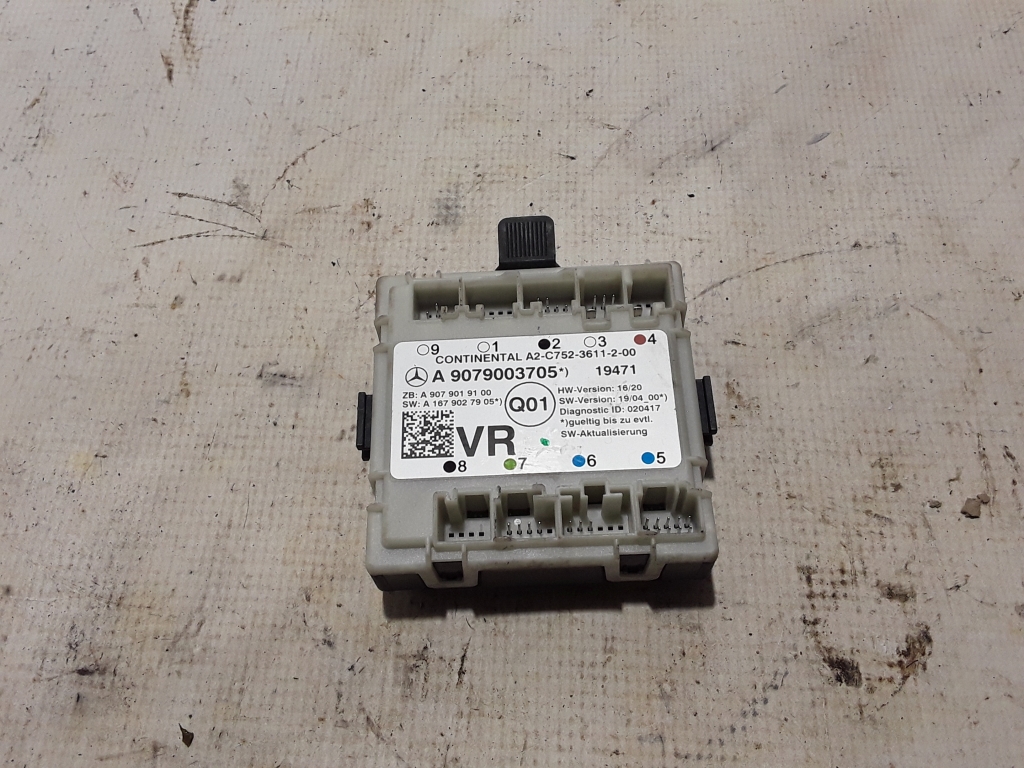 MERCEDES-BENZ Sprinter 3 generation (907/910) (2019-2024) Front Right Door Control Unit A9079003705 21063672