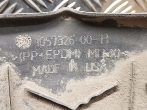 Tesla Model S S (2012–2026) Rear underbody shield 1057326-00-B - 2