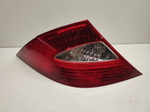  Rear corner lamp 