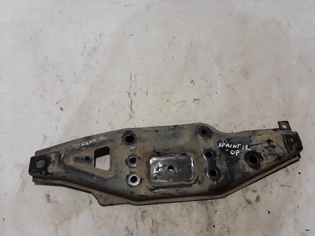 MERCEDES-BENZ Sprinter 3 generation (907/910) (2019-2024) Right side traverse ears A9076220800 21063621