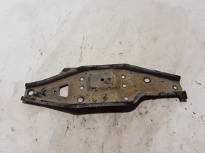 Mercedes Benz Sprinter W 907 (2018–2026) Halter Hilfsrahmen vorne A9076220800 - 2