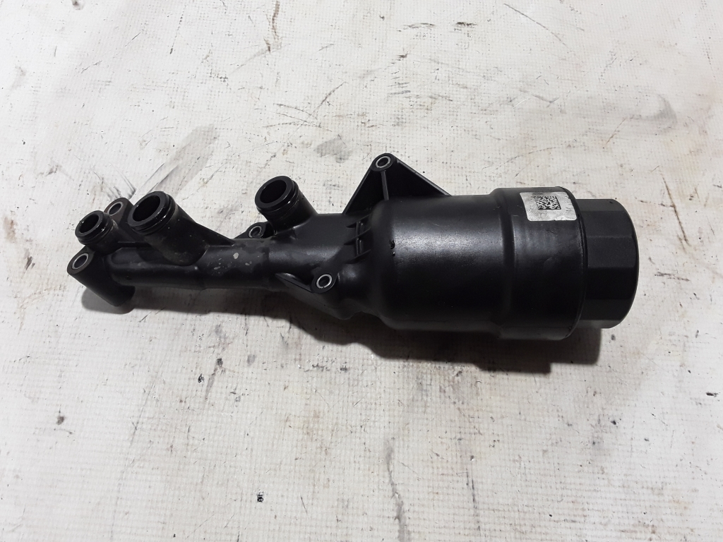 Used Mercedes Benz Sprinter Oil filter housing 70321178