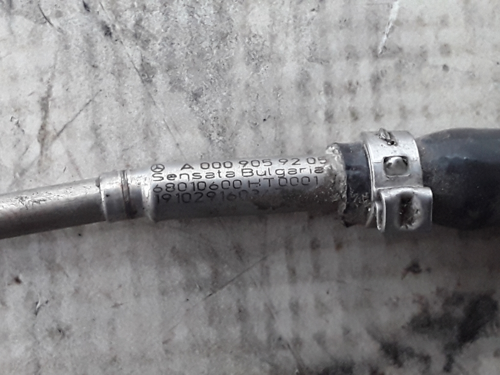 Used Mercedes Benz Sprinter Muffler temperature sensor A0009059205