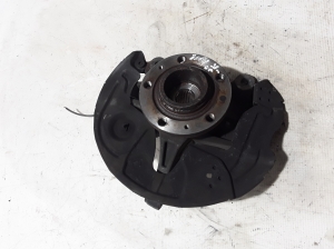 Peugeot 3008 (2016–2026) Front wheel hub 1647857080 - 3
