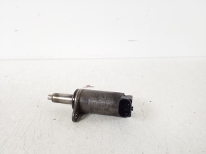 AUDI A4 B8 (2007–2016) Other valve 06H103697A - 2