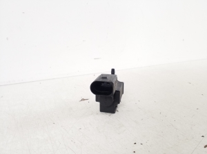 AUDI A4 B8 (2007–2016) Solenoid 037906283C - 3