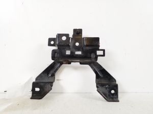 Ford Fiesta VI (2008–2017) Other bracket AV11-A16860-AA - 2