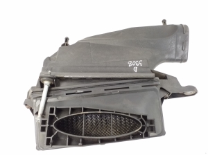 Mercedes Benz E-Class W207 (2009–2017) Luftfiltergehäuse A6420903601 - 2
