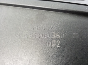 Mercedes Benz E-Class W207 (2009–2017) Luftfiltergehäuse A6420903601 - 4