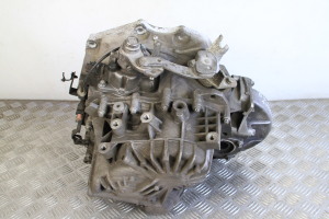 Opel Astra J (2009–2017) Gearbox M320MDE - 3