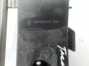 RENAULT Scenic (2009–2015) Tagakaitseraua kinnitus 850440007R - 2