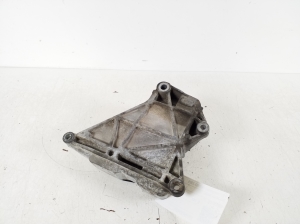 Volkswagen Transporter T5 (2003–2015) Lichtmaschinenhalter 070903143C