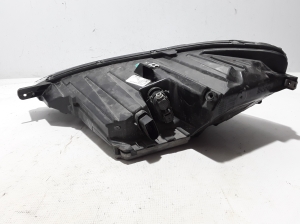Tesla Model S S (2012–2026) Scheinwerfer vorne 105817000 - 5