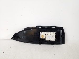 TOYOTA Prius W30/35 (2009–2015) Front door glass switch 74231-47110 - 3