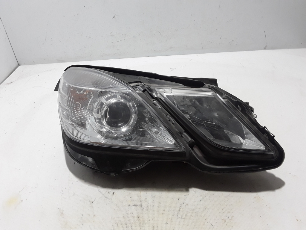 MERCEDES-BENZ E-Class W212/S212/C207/A207 (2009-2016) Front Right Headlight A2128208261 21062879