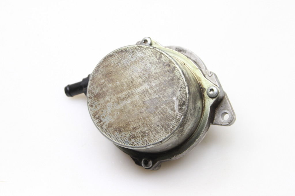 AUDI A6 C6/4F (2004-2011) Vakuum pumpe 567100 25738509