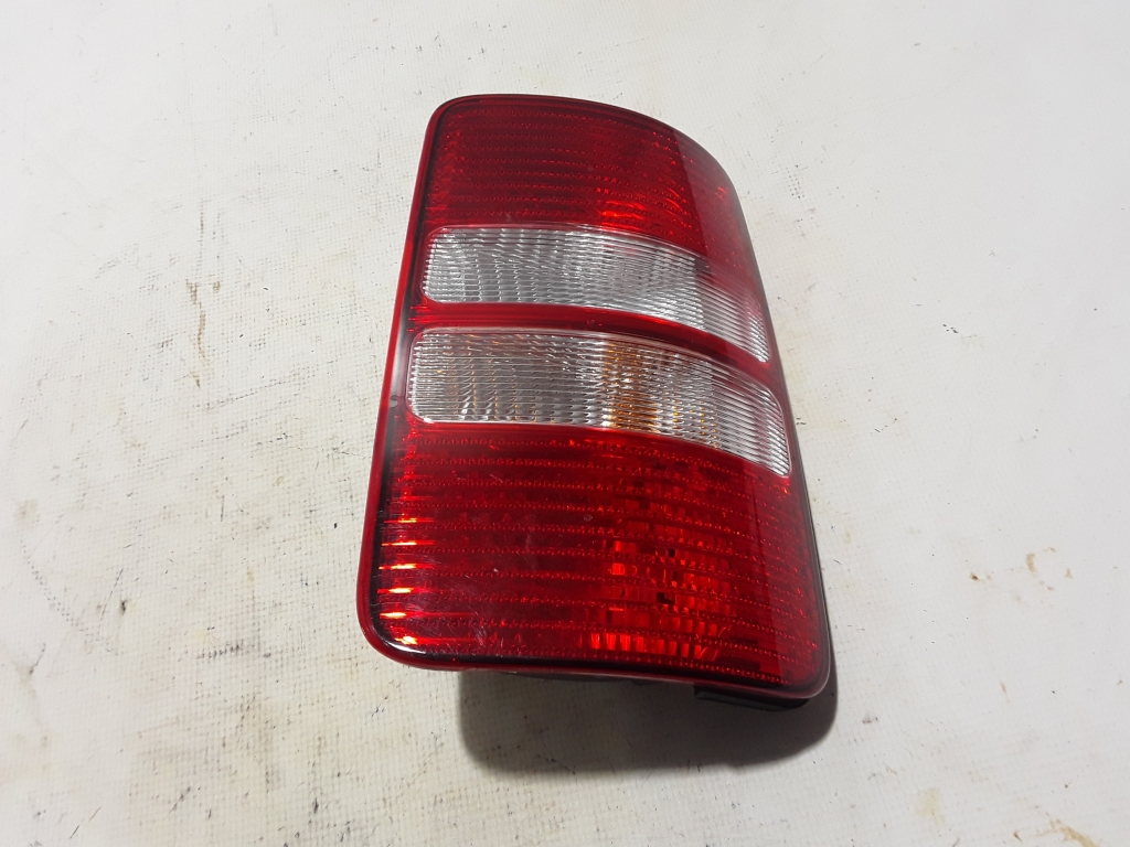 Volkswagen Caddy III (2004–2015) Eckleuchte hinten 2K5945112C Volkswagen Caddy III (2004–2015) Eckleuchte hinten 2K5945112C