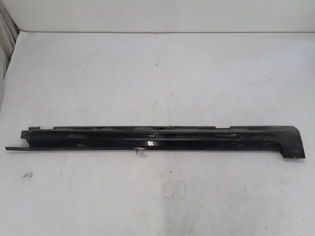 VOLVO V70 3 generation (2007-2020) Left Side Plastic Sideskirt Cover 39882946, 39882943, 30678564 21077468