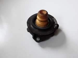 Front strut mount with bearing - 54610G2000