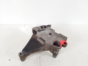 Volkswagen Golf V (2003–2009) Motorhalter 03G199207A - 2