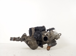  EGR valve 