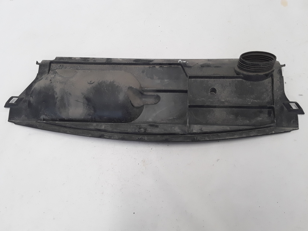 RENAULT Megane 3 generation (2008-2020) Radiator air diverter 214766469R 21077461