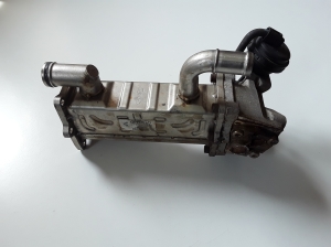  EGR valve cooler 