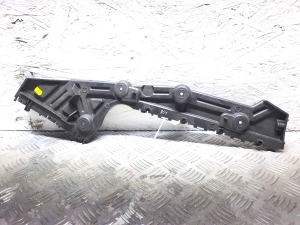 Rear bumper bracket - 852243619R