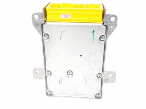 Mercedes Benz E-Class W207 (2009–2017) Airbag module A2079010300 - 3