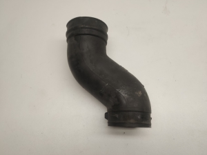  Air intake hose 