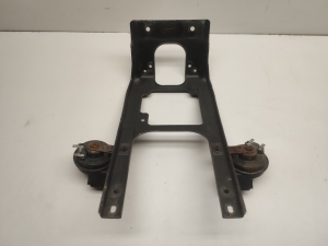  The middle part of the front frame from the lock down 