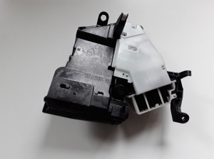 TOYOTA Prius W30/35 (2009–2015) Esiklaasinäidik (HUD) 8310847010 - 2