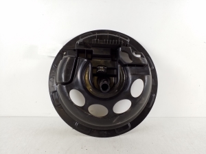 Mercedes Benz CLK-Class 209 (2002–2009) Reserveradhalterung A2098980207 - 3