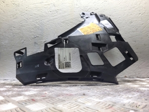 RENAULT Scenic (2016–2026) Esikaitseraua kinnitus 620347326R - 3