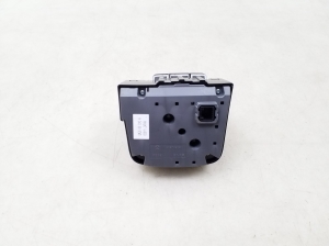 Mazda 3 (2013–2018) Multimedia control module GMJ666CM0A - 5