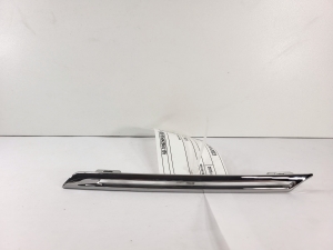 Front grille and its parts - 623871830R