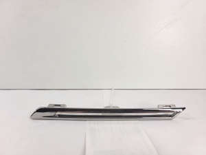 Front grille and its parts - 623877564R