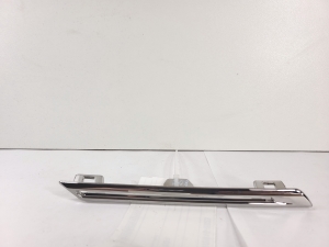 Front grille and its parts - 623865723R