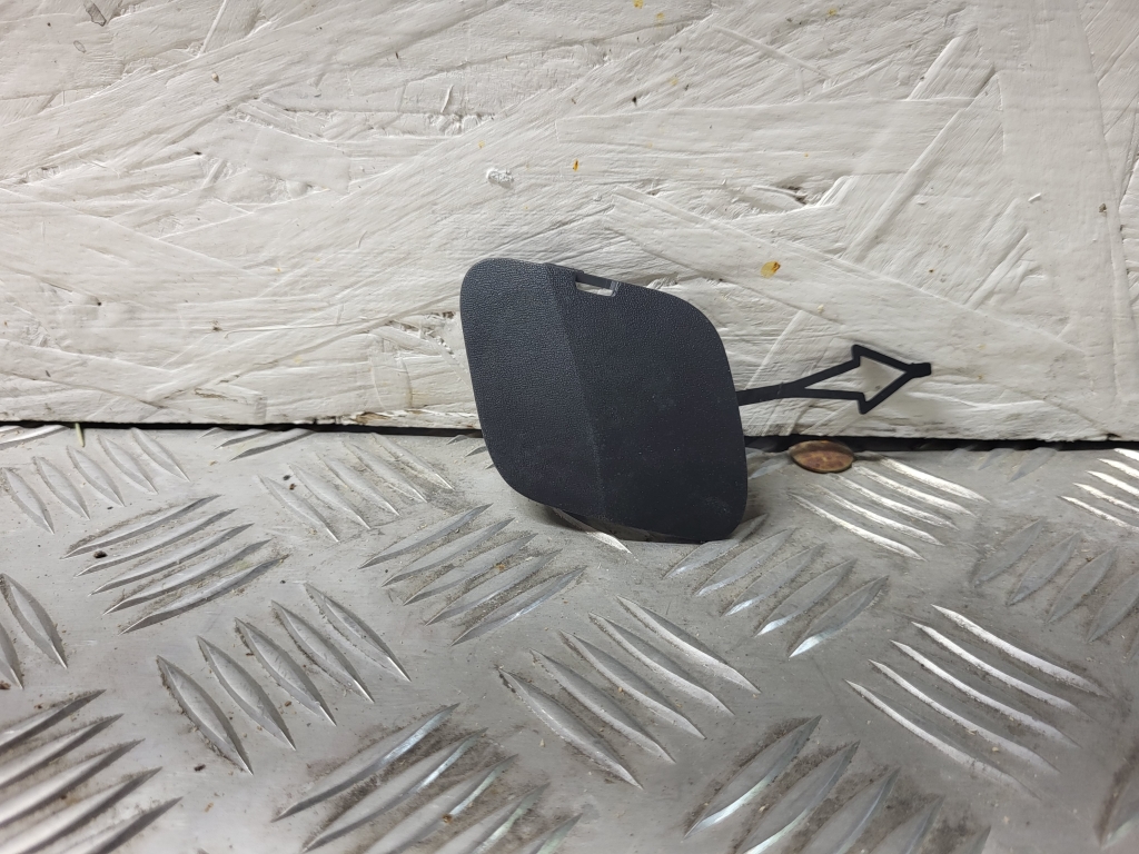 RENAULT Kadjar (2015–2026) Rear bumper hook cover 511658164R RENAULT Kadjar (2015–2026) Rear bumper hook cover 511658164R