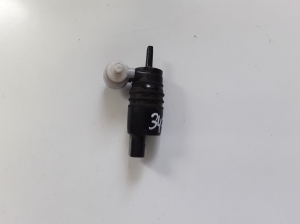 Mini Clubman F54 (2014–2026) Front windshield washer pump 7388349 - 2