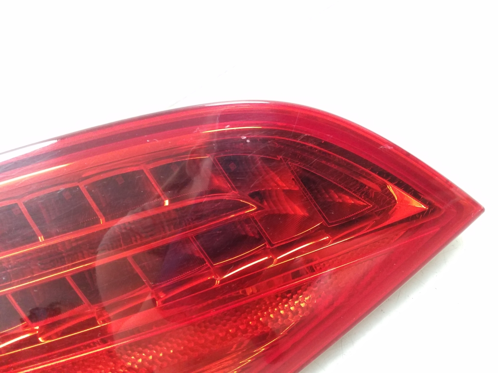 AUDI A4 B8/8K (2011-2016) Left Side Tailgate Taillight 8K9945093B 24975589