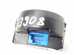 Mercedes Benz E-Class W207 (2009–2017) Regensensor A2079010600 - 4