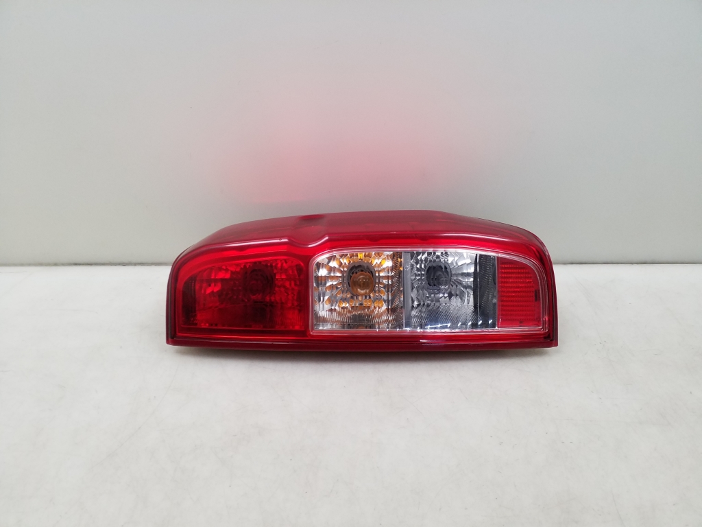 NISSAN NP300 1 generation (2008-2015) Rear Right Taillight Lamp 22016467 24975577