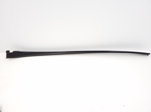 Mercedes Benz E-Class W207 (2009–2017) Esiklaasi piilari välimine liist A2076901462 - 5