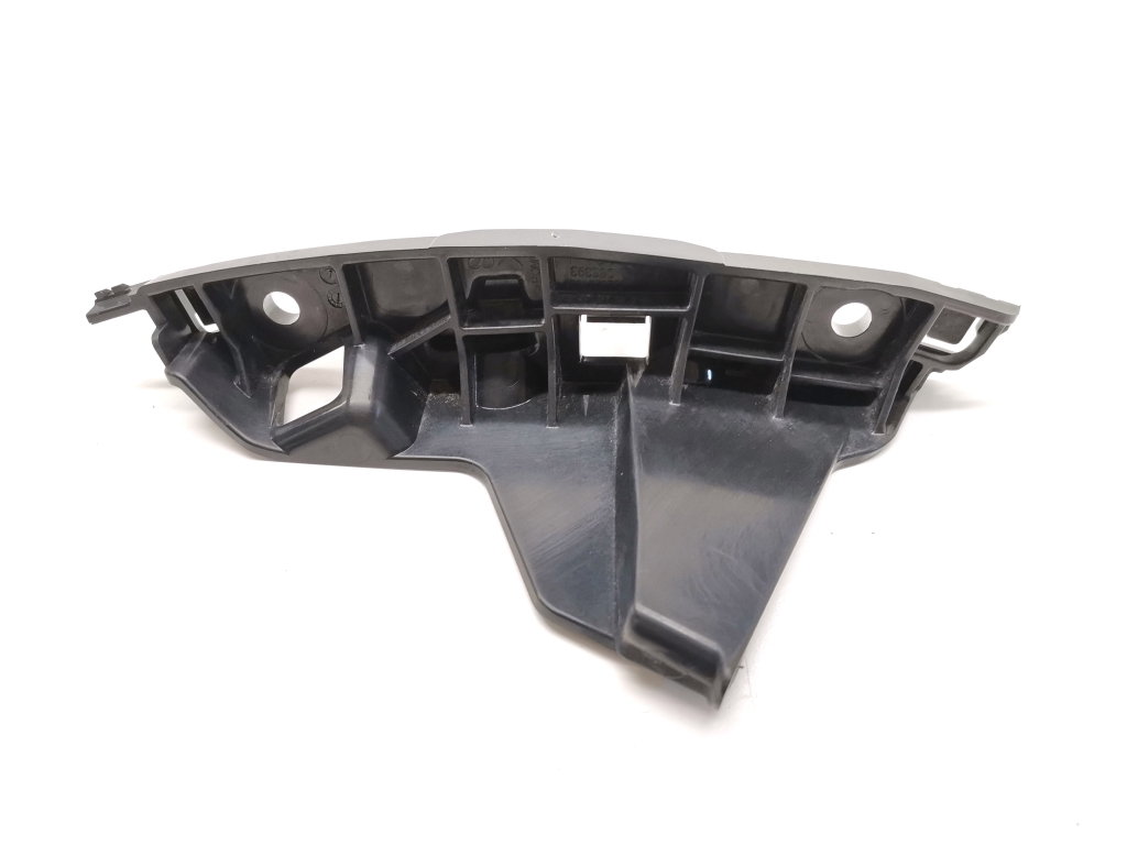 Used Peugeot 208 Front bumper bracket 9823207980