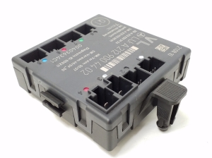 Mercedes Benz E-Class W207 (2009–2017) Front door control unit A2129004402 - 3