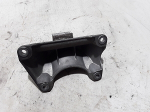   Gearbox bracket  - 6781229 