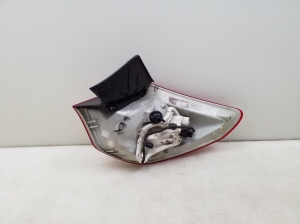 Opel Astra J (2009–2017) Eckleuchte hinten 13306459 - 4